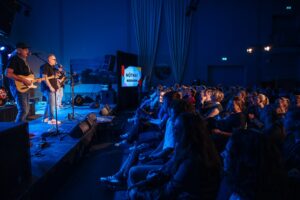 MotWat speelt in Het Kippenhok